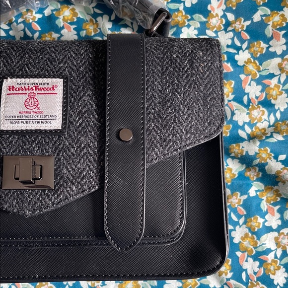 Harris Tweed Irish/Scottish Black and Gray Crossbody Bag - Picture 6 of 8
